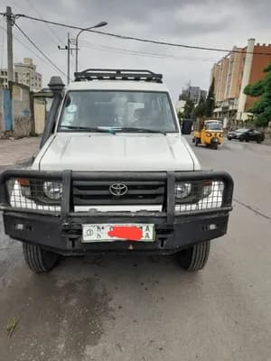 Toyota Land Cruiser 1HZ Longbase 2005