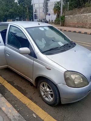 Toyota Vitz 1.0L 2001