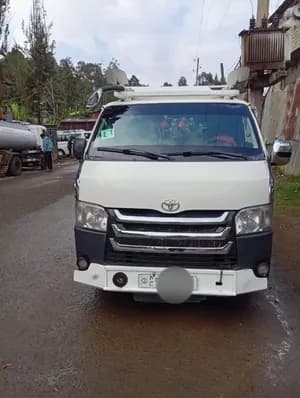 Toyota Hiace Van 2007 Manual