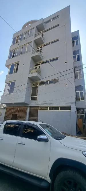 ቦሌ ሩዋንዳ ሚሸጥ ህንጻ