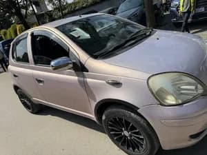 Toyota Vitz 2002