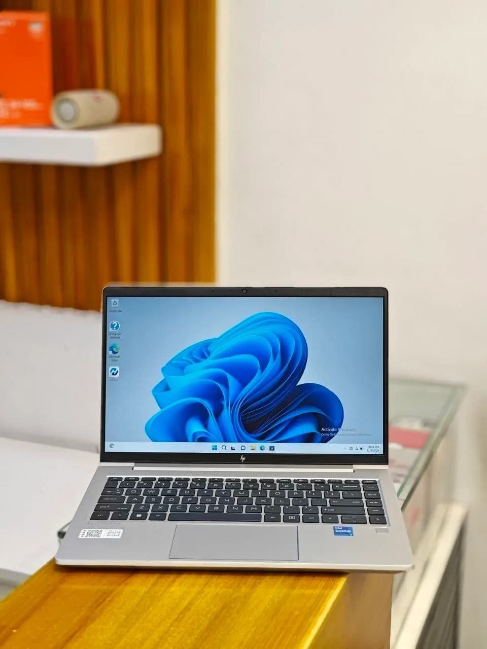 Listing photo 2