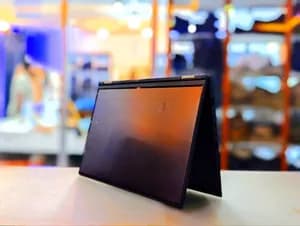 Lenovo ThinkPad x360 Yoga 512GB 8GB
