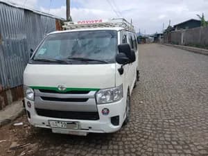 Toyota HiAce H200 2007 Manual