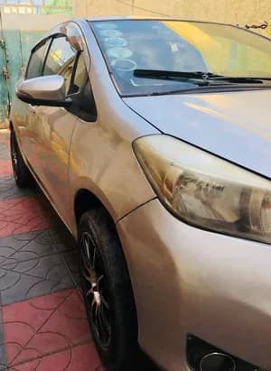 Toyota Yaris Compact 2011