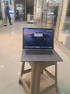 Apple MacBook Pro Core i9