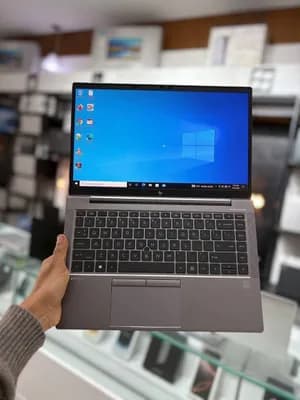 HP ZBook Firefly G8 Workstation Laptop