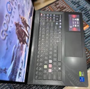 MSI CROSSHAIR 16 HX D14V