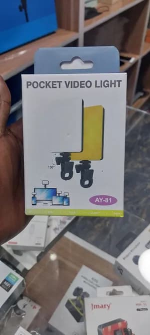 AY-81 Pocket Video Light