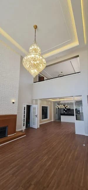 450 sqm 7 Bedroom House for Sale