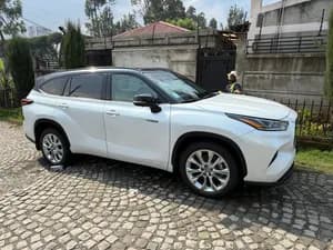 Toyota Highlander Limited 2024