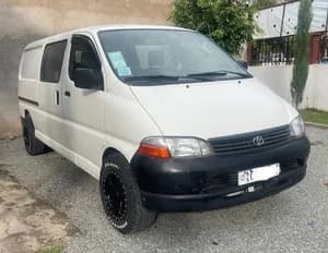 Toyota Hiace Dolphin 2004 Diesel