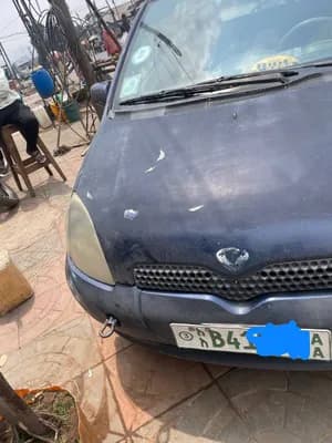 Toyota Vitz 2001 1.0L