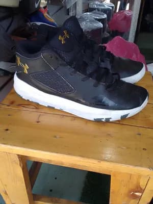Under Armour Sneakers Size 42
