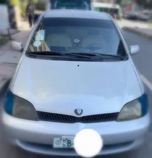 Toyota Platz 2001 Automatic Sedan