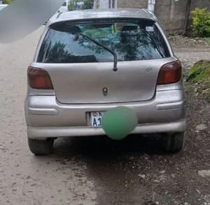 TOYOTA VITZ 2002