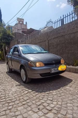 Toyota Platz 2001 Automatic
