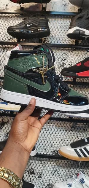Air Jordan 1