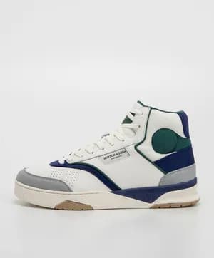 Scotch & Soda Court