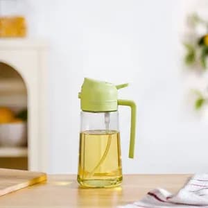 Sprayable and pourable oil bottle