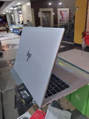 HP ELITEBOOK 840 G9 14.1 inch 512GB SSD 16GB RAM