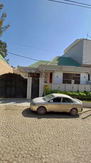 ቪላ 250 ካሬ