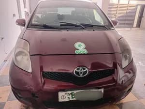 Toyota Yaris Compact 2010 1000cc used