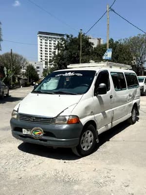 Toyota D4D 2006 Manual Van