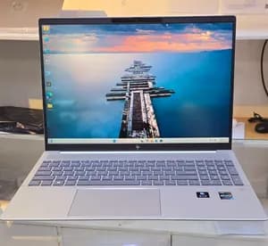 HP Pavilion Plus 14.1 Laptop