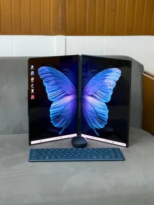 Lenovo Yoga Book 9 Dual Screen