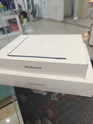 Brand New MacBook Air M4 2025