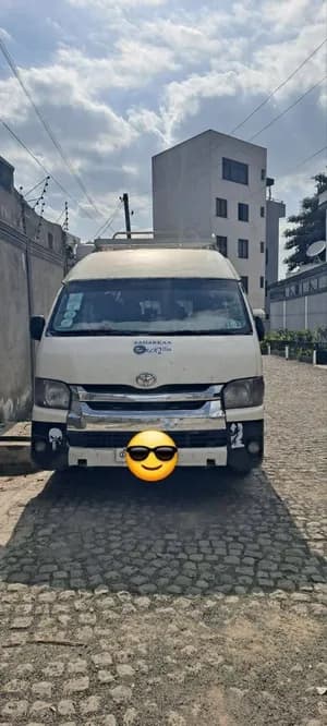 Toyota Highroof 2012 Manual