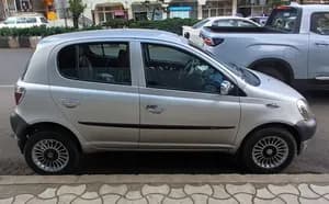 Vitz Yaris 2001