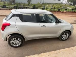 Suzuki Swift 2021 Automatic Silver