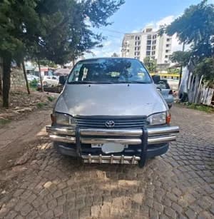 Toyota Hiace 2004 D4D used