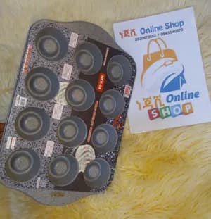 12 ፒስ muffin pan