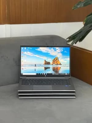 HP ZBook Firefly G8 i7 Touch