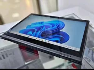 Lenovo ThinkPad Yoga X390 Laptop
