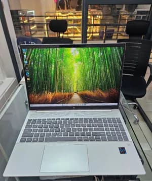 HP Pavilion Plus 16 i7 Laptop
