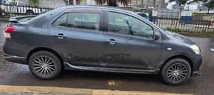 Yaris Belta