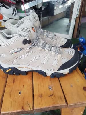 Merrell Vibram Hiking Boots Size 39