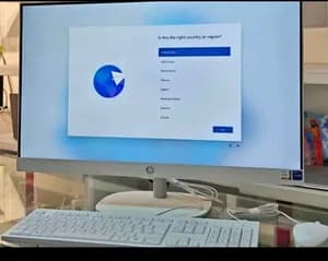 HP All-in-One 27-CR0034NY White