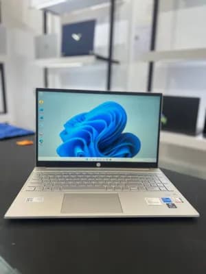 HP Pavilion i5 13th Gen 16GB 512GB