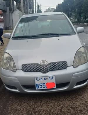 Toyota Vitz Yaris 2005 1.0L
