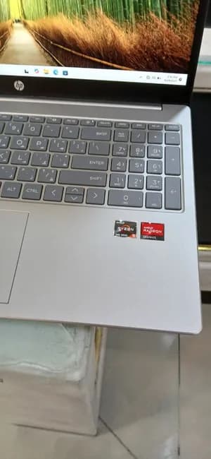 HP 7000 Series Notebook Ryzen 5 8GB 512GB SSD