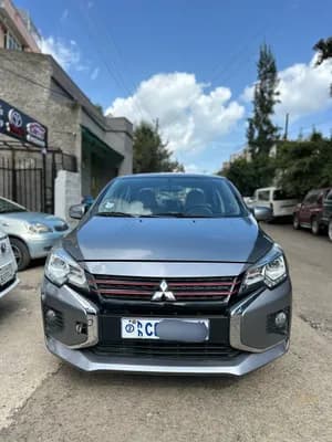 Mitsubishi Attrage 2022 Automatic Silver