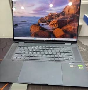 Brand New HP Spectre Ultra 7 32GB