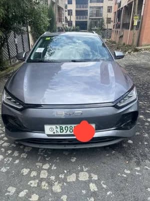 BYD E2 2024 23000 km