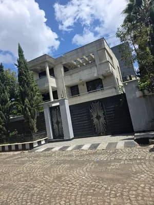 Modern G+2 Residential House Semit