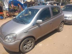 Toyota Vitz 2001 Hatchback